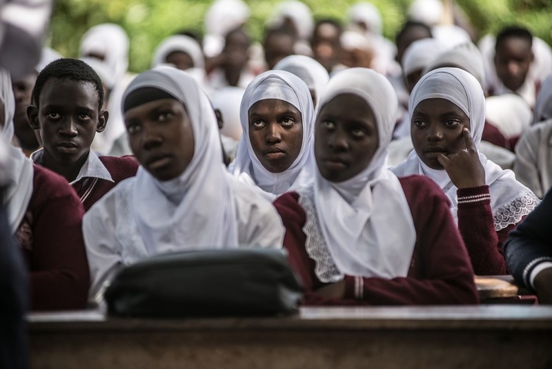 School girls receiving counselling from IPPF, Uganda