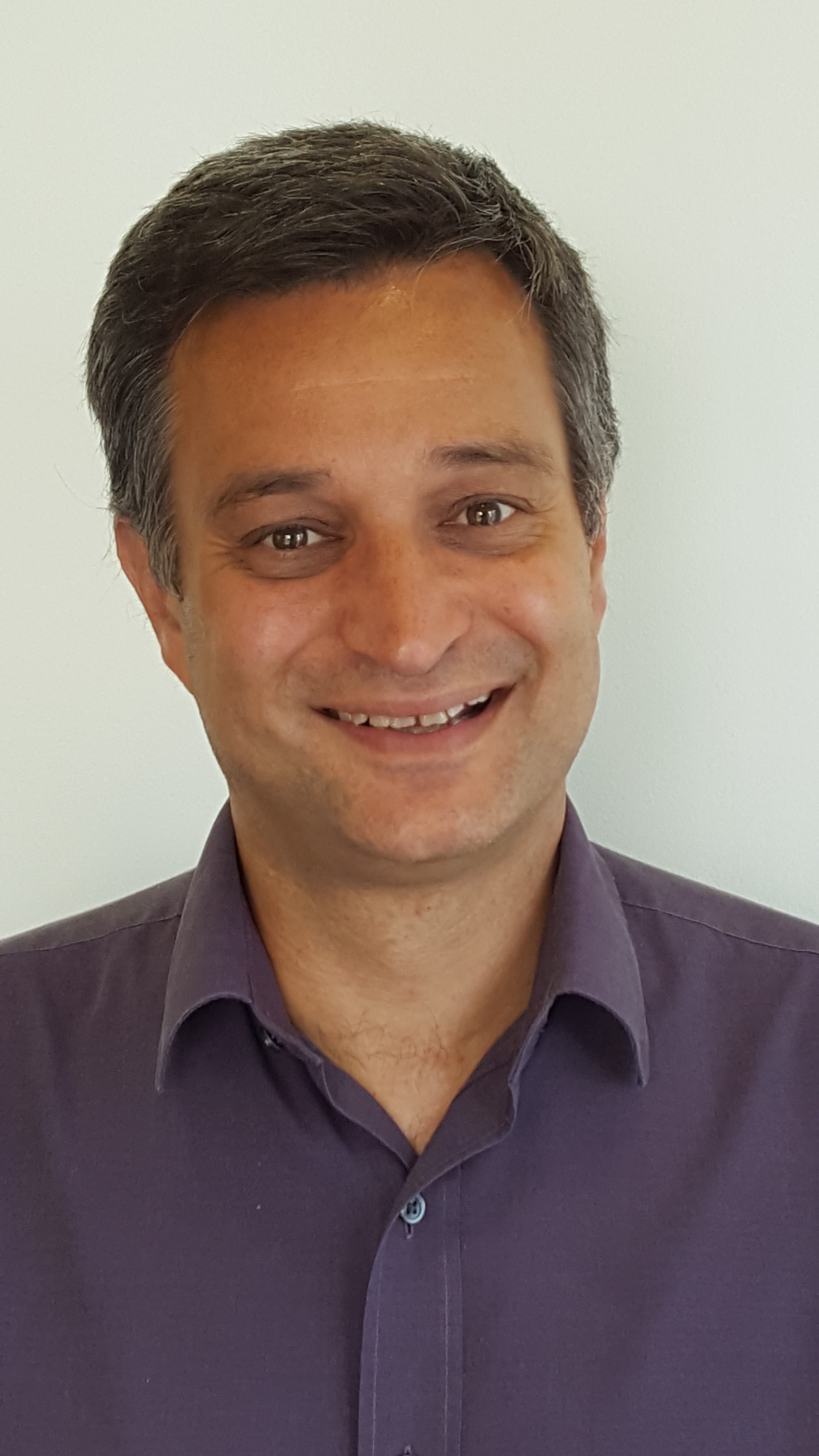Dr Alvaro Bermejo