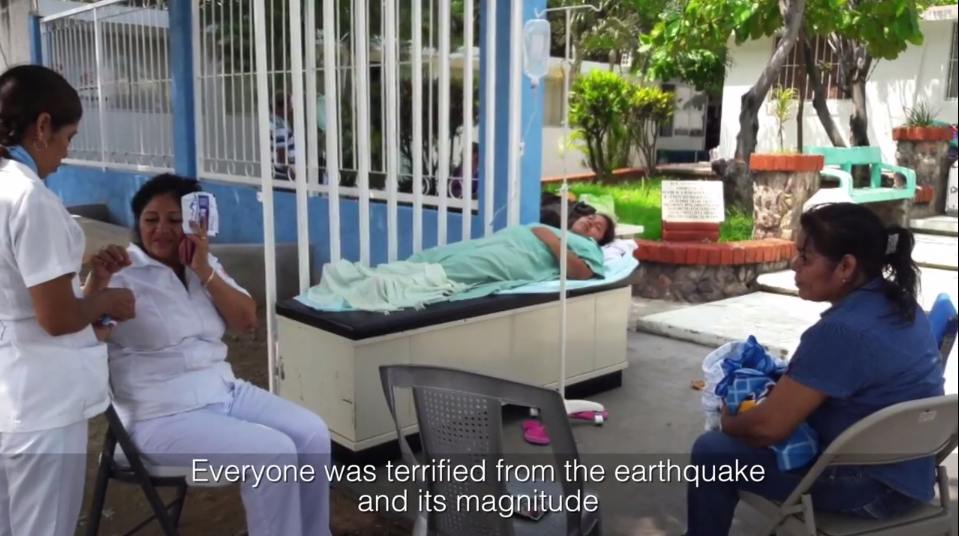 Mexfam staff offering services outside the clinic.