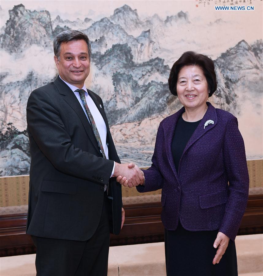 IPPF Director-General Dr Alvaro Bermejo and China’s Vice Premier Madam Sun Chunlan 