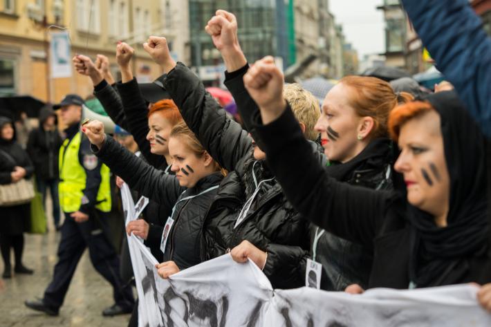 women marching