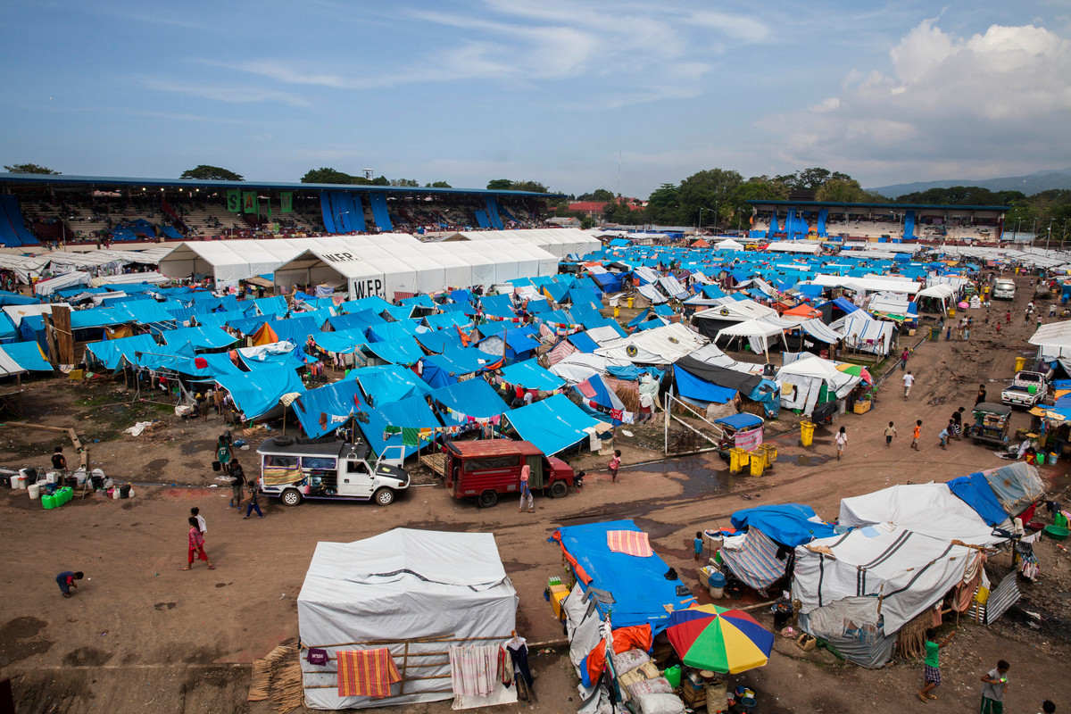 Humanitarian camp, Philippines 