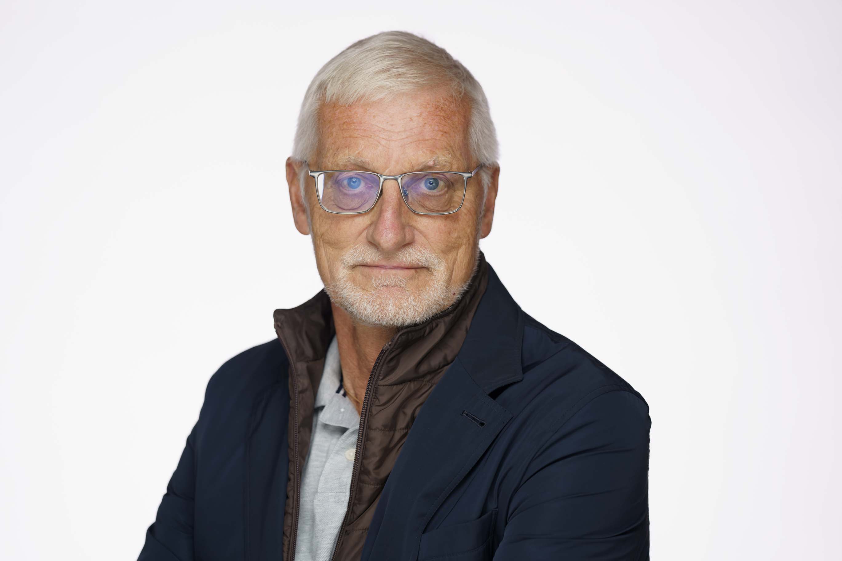 Jon Lomoy