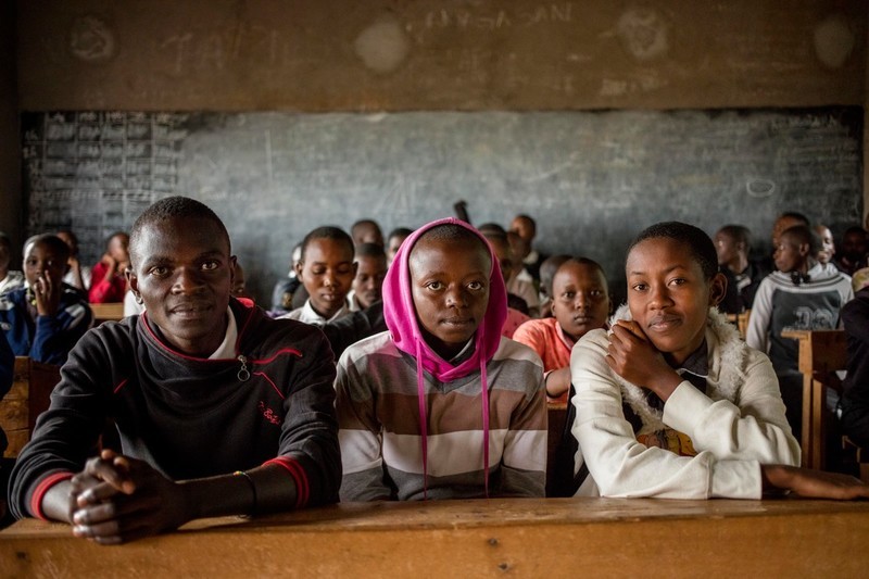 Student mentors, Reverien Nsengiyumva, Maria Diella Bintanimana and Piece Mary Irakuze. 