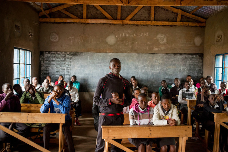 Reverien Nsengiyumva, 20, is a student and peer educator in the health club at Murama Civil Engineering High School in Kirundo. Together with Maria Diella Bintanimana,19, and Piece Mary Irakuze,17, they help their friends understand their bodies, emotions and advise them to visit the clinic whenever they need help.  