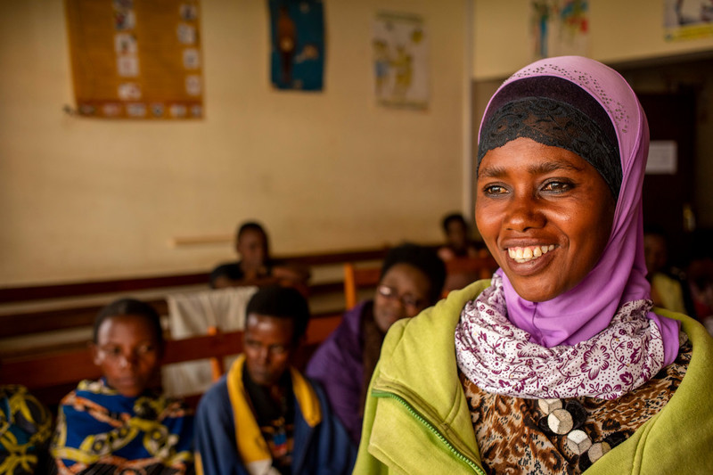 Aisha, 37, sells palm oil, chickens, sometimes bananas in Bujumbura. She has four children. Aisha and her husband are HIV positive and come to the clinic together. "The clinic helps dealing with the illness. They inform and educate us. They teach and make us understand that we don’t have to die fast, that we can have happy and long life, that there is much more of us. Services at ABUBEF are fast, everybody is nice and friendly."  