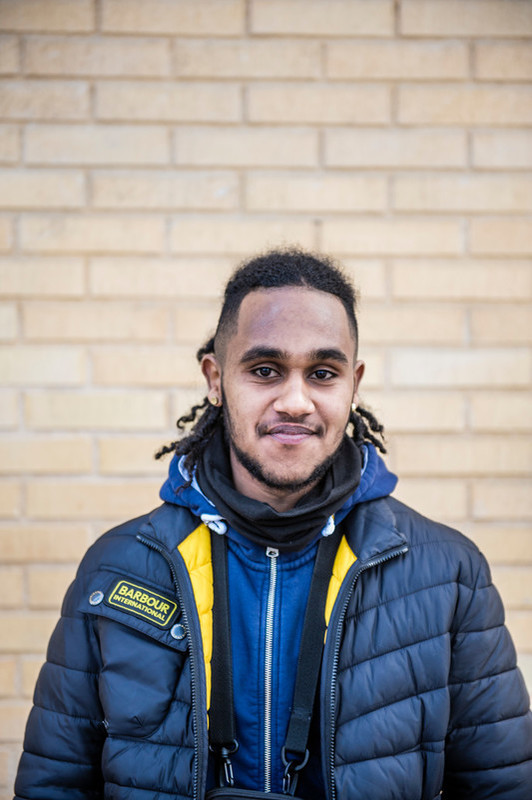 Daimon is 18 years old from Eritrea living in Sweden. He attends the Lundellska school in Uppsala.