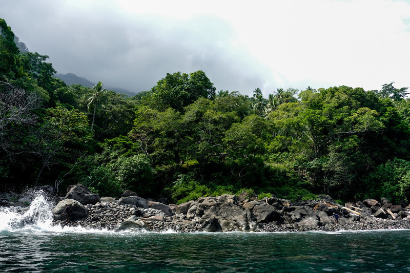 After the threat level of Manaro Voui volcano was downgraded, evacuated residents returned after one month in evacuation centres on nearby islands. However, their homes are covered in ash and the air is filled with smoke. The volcano rumbles, having not been active like this in the islanders' lifetimes, leaving many frightened. 