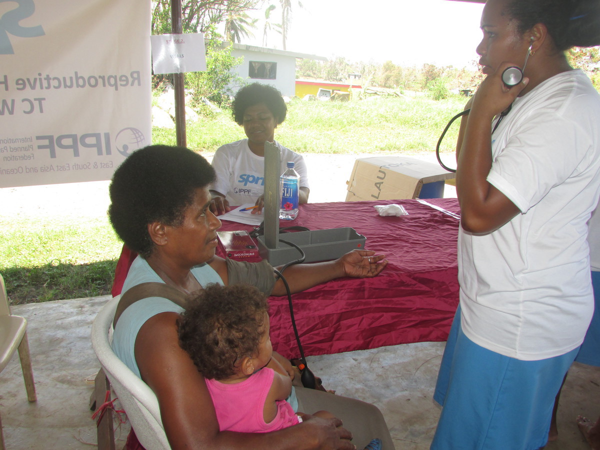 IPPF-SPRINT staff during a medical visit 