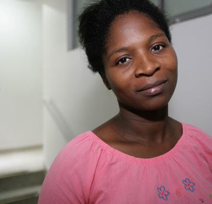 Young woman in a clinic of Profamilia Colombia -credits: John Spaull 2006