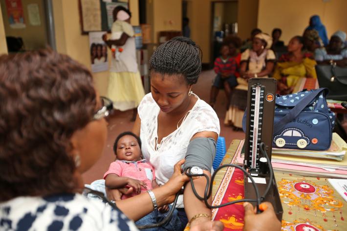 Mother from Nigeria receives health care IPPF