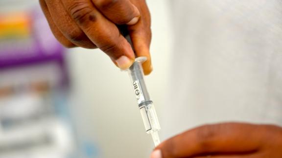 注射式避妊薬（モザンビークにて）