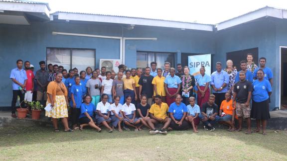 Director general with SIPPA youth volunteers
